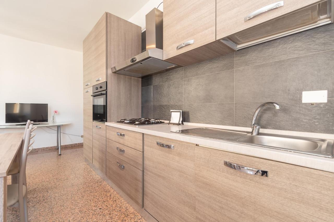 Appartamento Piazza Garibaldi - F&L Apartment Brescia Exterior photo